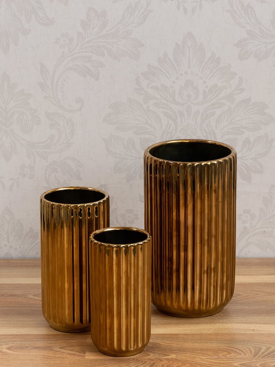How to decorate your home with beautiful vases