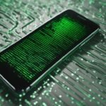 red flags that indicate your phone is hacked